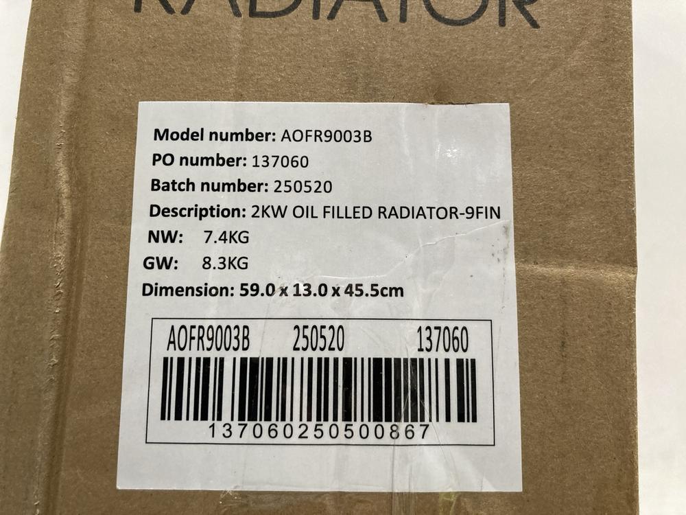Lot 567  
            Chesterfield SR47 - Parcel Delivery Only 

                
ABODE 2KW 9 FIN OIL FILLED RADIATOR (LOCATION: G3)