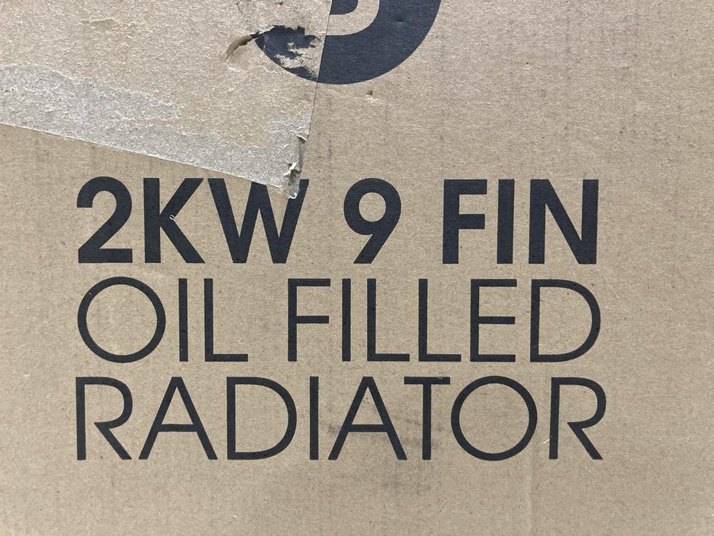 Lot 567  
            Chesterfield SR47 - Parcel Delivery Only 

                
ABODE 2KW 9 FIN OIL FILLED RADIATOR (LOCATION: G3)