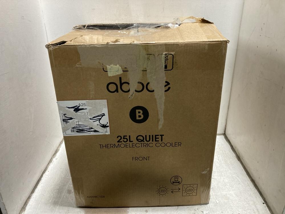 Lot 575  
            Chesterfield SR47 - Parcel Delivery Only 

                
ABODE 25L QUIET THERMOELECTRIC COOLER. (LOCATION: G3)