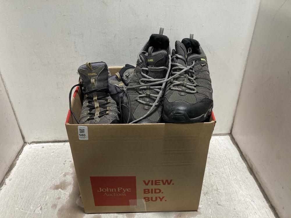 Lot 580  
            Chesterfield SR47 - Parcel Delivery Only 

                
4 X TRAINERS TO INCLUDE MEINDL AND KEEN SIZES 9 & 13 (LOCATION: G3)