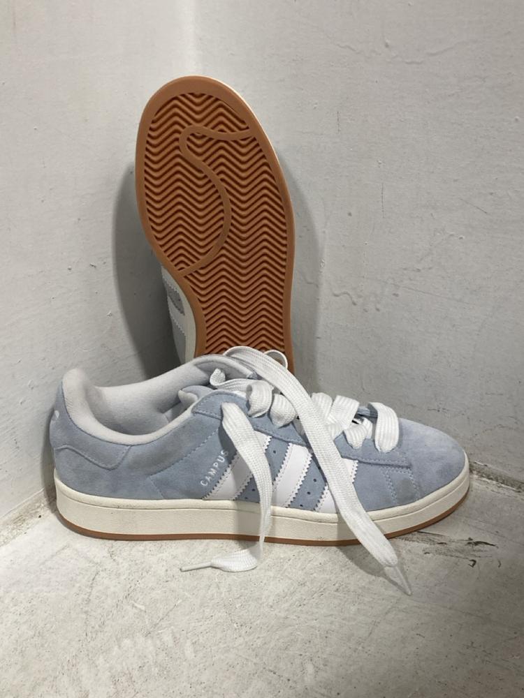 Lot 592  
            Chesterfield SR47 - Parcel Delivery Only 

                
ADIDAS CAMPUS SHOES SIZE 6 & 10. AND ADIDAS CAMPUS SHOES SIZE 6 & 8. (LOCATION: G4)