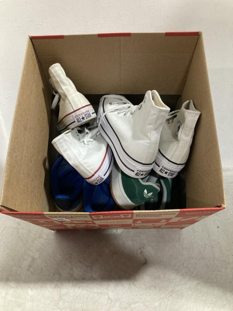 Lot 593  
            Chesterfield SR47 - Parcel Delivery Only 

                
ADIDAS CAMPUS SHOES SIZE 4 & 3.5 AND ALL STAR CONVERSE SHOES IN SIZE 4 & 3. (LOCA...