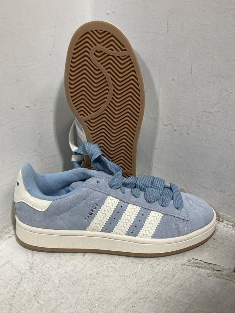 Lot 594  
            Chesterfield SR47 - Parcel Delivery Only 

                
ADIDAS CAMPUS SHOES SIZE 6 & 9 AND FILA SHOES SIZE 4 & 8. (LOCATION: G4)