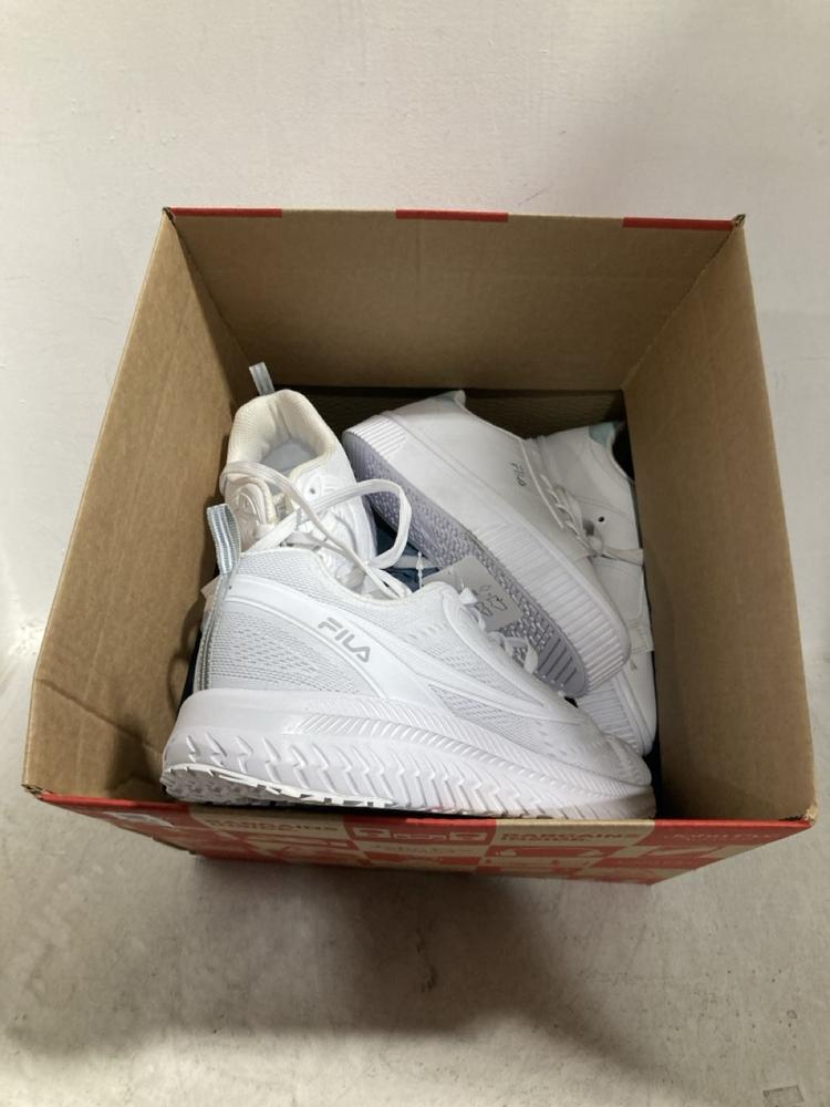 Lot 594  
            Chesterfield SR47 - Parcel Delivery Only 

                
ADIDAS CAMPUS SHOES SIZE 6 & 9 AND FILA SHOES SIZE 4 & 8. (LOCATION: G4)