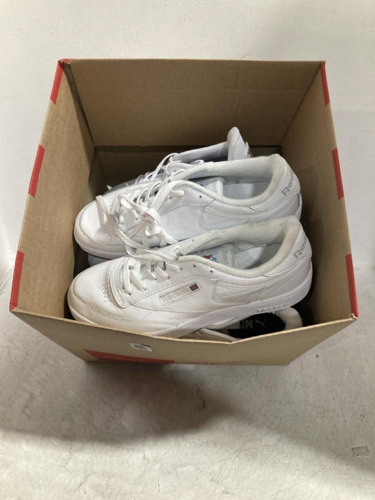 Lot 595  
            Chesterfield SR47 - Parcel Delivery Only 

                
FILA SHOES SIZE 9 & 3 AND PUMA TRAINERS SIZE 7.5 TO INCLUDE REEBOK SHOES SIZE 10....