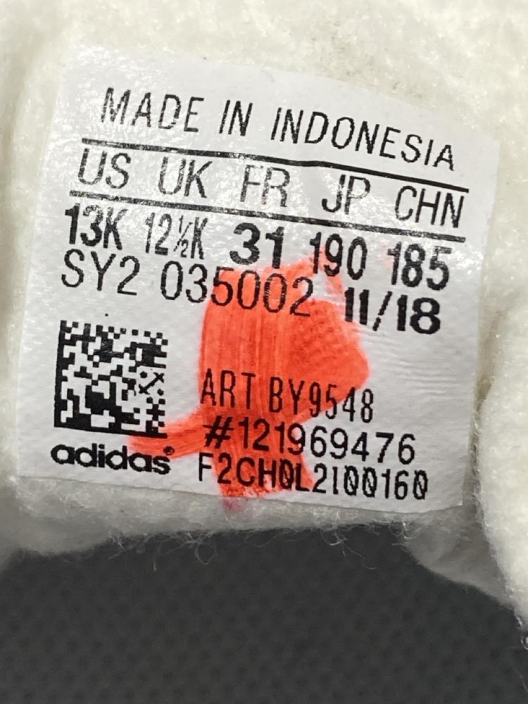 Lot 605  
            Chesterfield SR47 - Parcel Delivery Only 

                
4 X ASSORTED SHOES TO INCLUDE ADIDAS CHILDRENS GAZELLE TRAINERS IN PINK SIZES 12K...