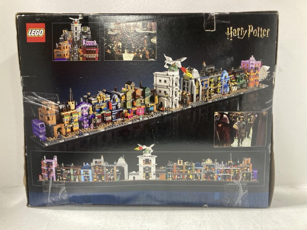 Lot 612  
            Chesterfield SR47 - Parcel Delivery Only 

                
LEGO 76444 HARRY POTTER DIAGON ALLEY WIZARDING SHOPS. (LOCATION: G5)