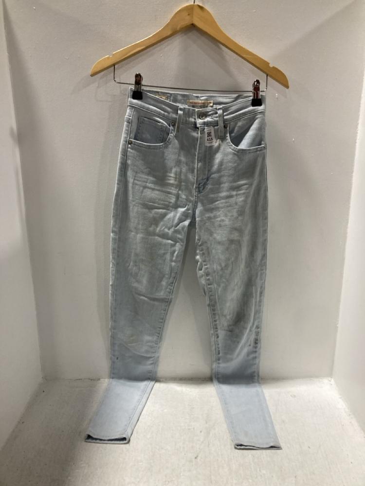 Lot 615  
            Chesterfield SR47 - Parcel Delivery Only 

                
LEVIS MILE HIGH SUPER SKINNY JEANS IN LIGHT DENIM SIZE 26 (LOCATION: G5)