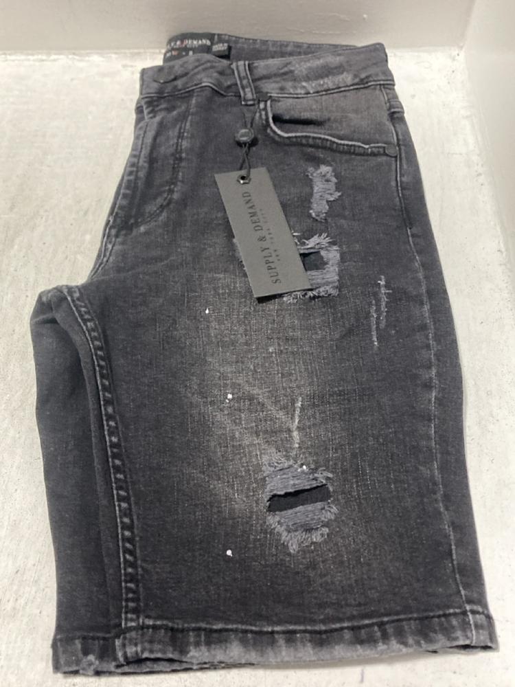 Lot 616  
            Chesterfield SR47 - Parcel Delivery Only 

                
4 X SUPPLY AND DEMAND BARK DENIM SHORTS IN BLACK SIZE S (LOCATION: G5) - Image 2