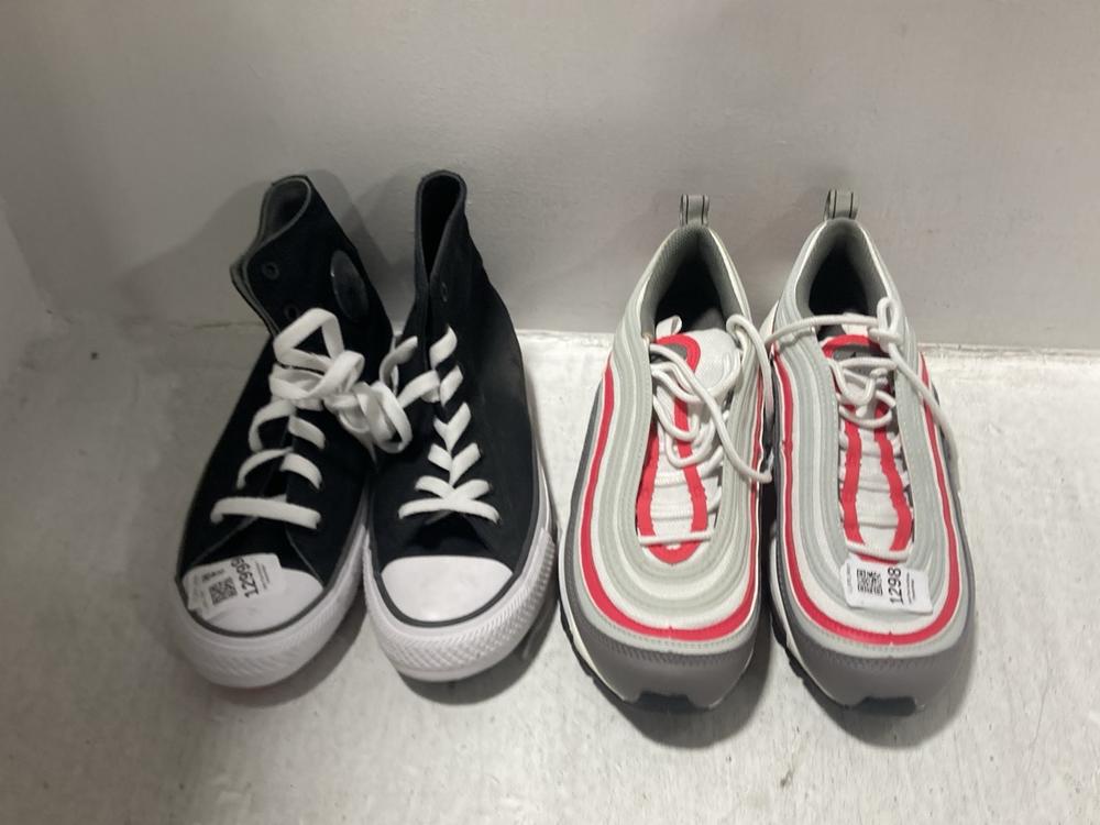 Lot 623  
            Chesterfield SR47 - Parcel Delivery Only 

                
8 X ASSORTED SHOES TO INCLUDE PUMA TRAINERS IN BLACK SIZE UK 4 TO INCLUDE PUMA TR...