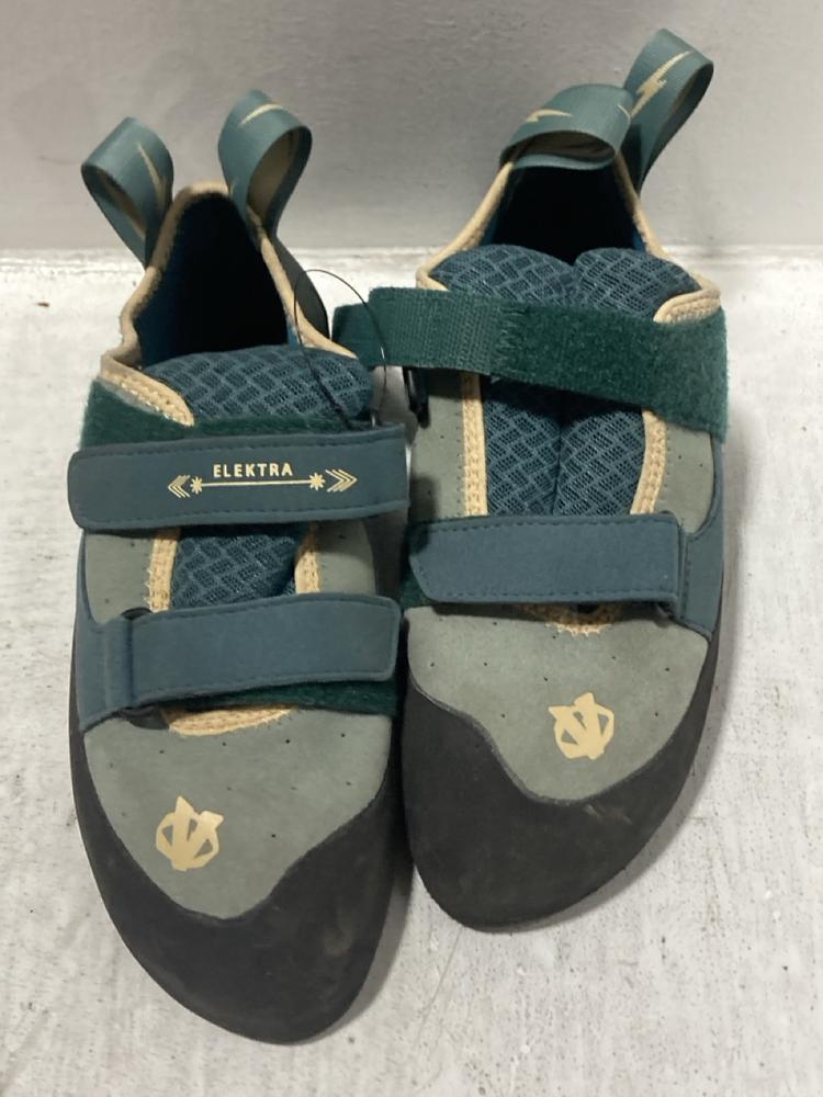 Lot 624  
            Chesterfield SR47 - Parcel Delivery Only 

                
SHAMAN CLIMBING SHOES IN BLUE/ORANGE SIZE UK 11.5 TO INCLUDE ELEKTRA CLIMBING SHO... - Image 2