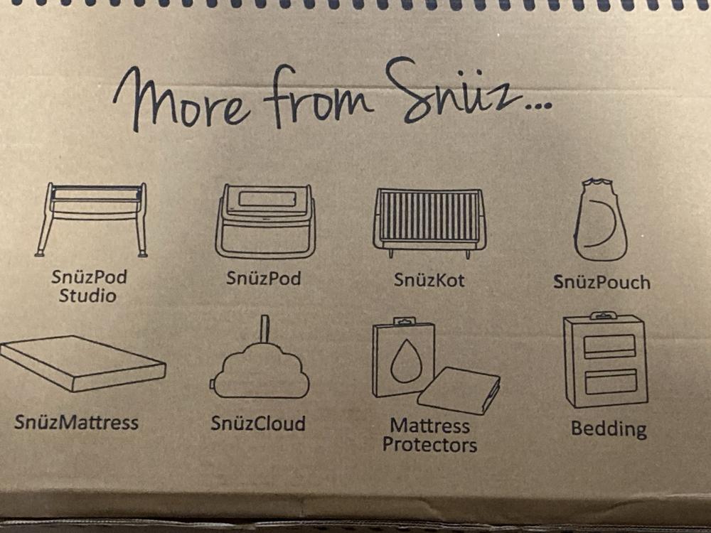 Lot 626  
            Chesterfield SR47 - Parcel Delivery Only 

                
SNUZ SNUZ BASKET IN WHITE ORIGINAL RRP- £100 (LOCATION: G6) - Image 3