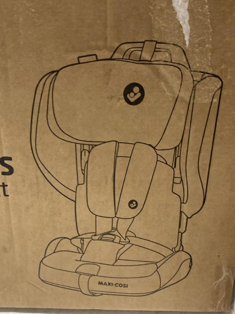 Lot 630  
            Chesterfield SR47 - Parcel Delivery Only 

                
MAXI COSI NOMAD PLUS CAR SEAT (LOCATION: G6)
