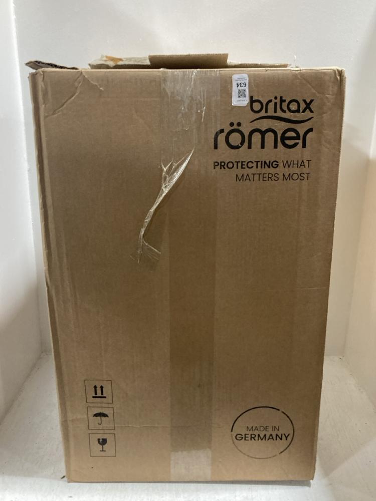 Lot 634  
            Chesterfield SR47 - Parcel Delivery Only 

                
BRITAX ROMER CAR SEAT IN BLACK (LOCATION: G6)