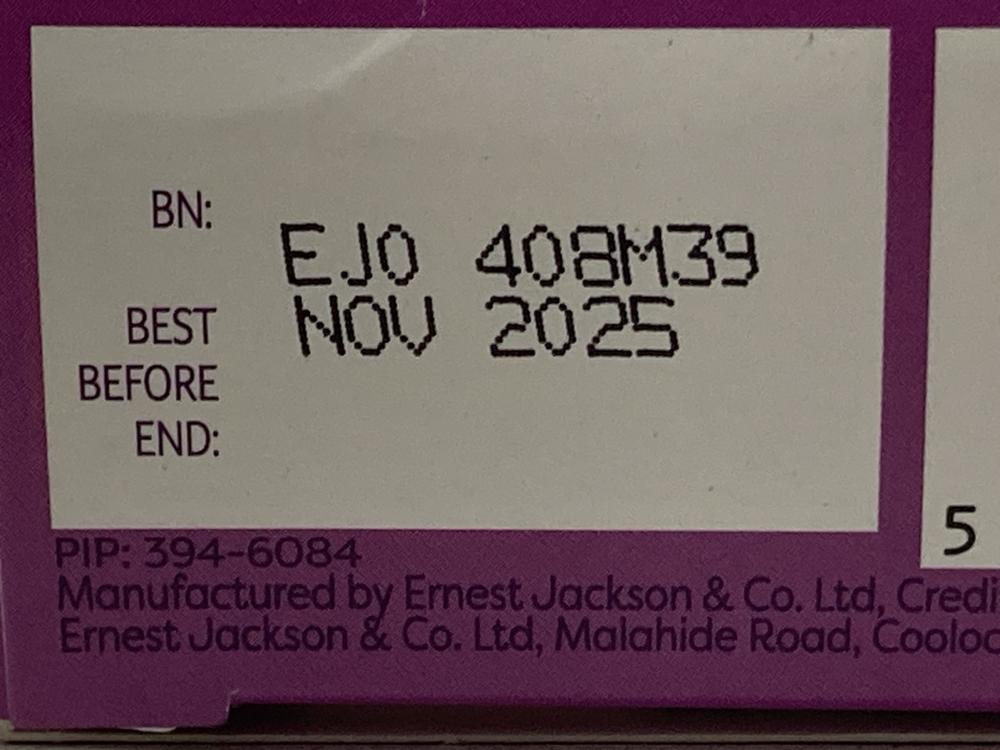 Lot 638  
            Chesterfield SR47 - Parcel Delivery Only 

                
21 X BASSETTS CHILDREN'S 3-6Y VITAMINS BLACKCURRANT AND APPLE FLAVOUR PACK OF 30 ...
