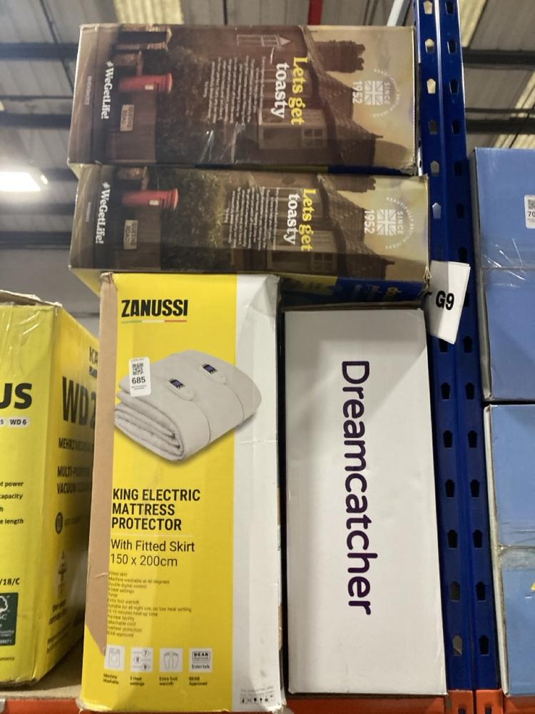 Lot 685  
            Chesterfield SR47 - Parcel Delivery Only 

                
4 X ASSORTED ELECTRIC BEDDING ITEMS TO INCLUDE ZANUSSI KING ELECTRIC MATTRESS PRO...