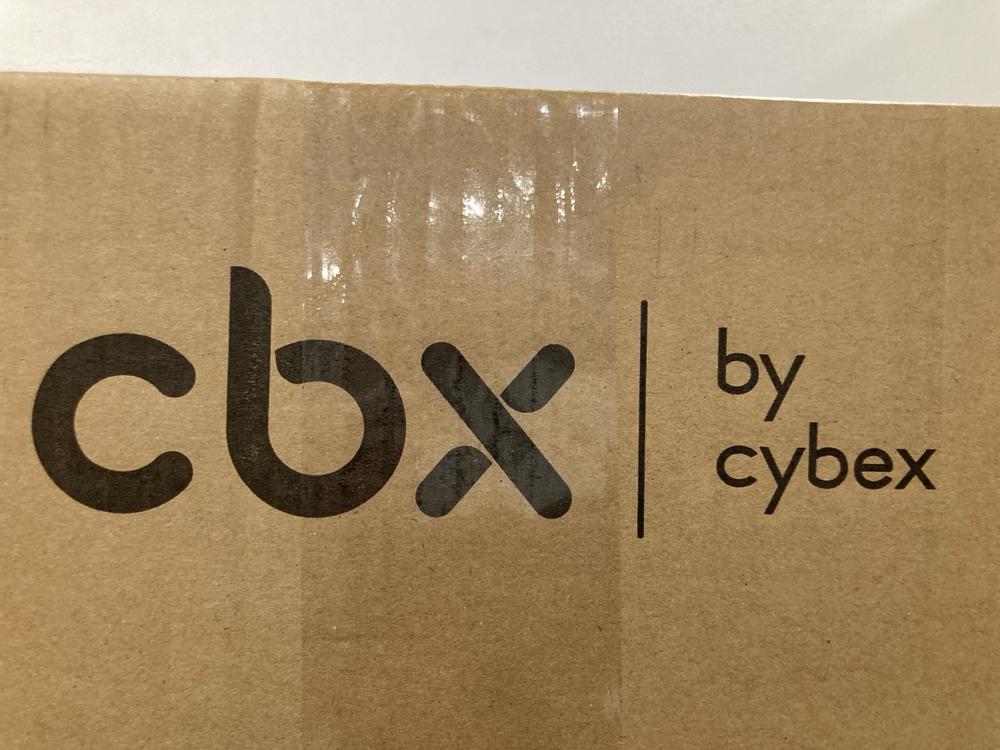 Lot 722  
            Chesterfield SR47 - Parcel Delivery Only 

                
CBX BY CYBEX SOLUTION I-FIX CAR SEAT 100-150CM. (LOCATION: G9)