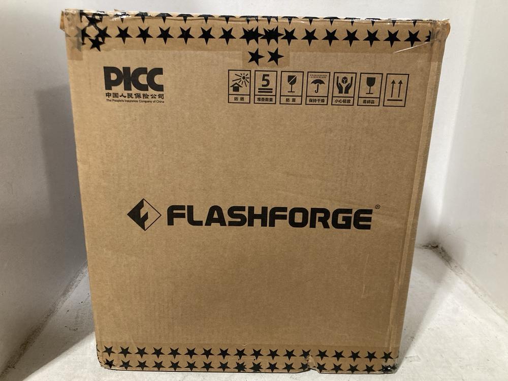 Lot 725  
            Chesterfield SR47 - Parcel Delivery Only 

                
FLASHFORCE ADVENTURER 3D PRINTER. (LOCATION: G9)