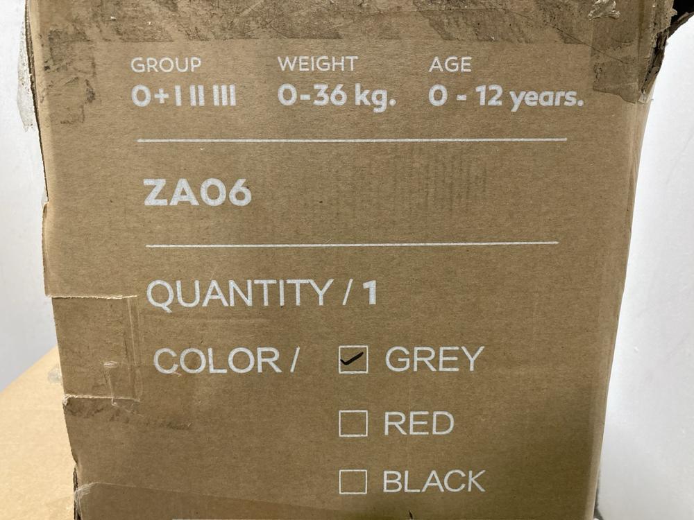 Lot 727  
            Chesterfield SR47 - Parcel Delivery Only 

                
ROOCLO ZA06 CHILD SAFETY CAR SEAT (LOCATION: G10)