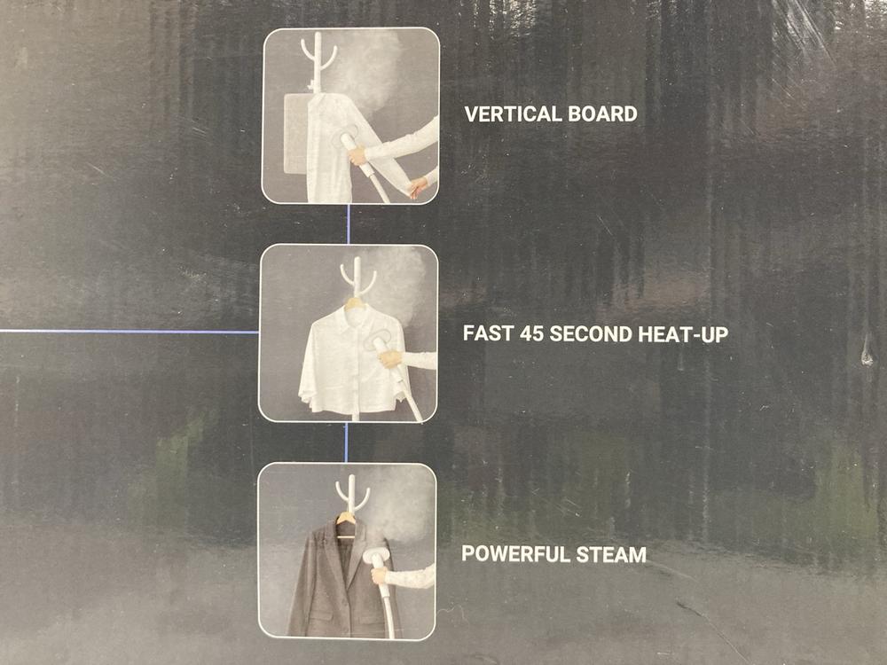 Lot 729  
            Chesterfield SR47 - Parcel Delivery Only 

                
ROWENTA HOME STEAM HAND HELD FABRIC STEAMER (LOCATION: G10)