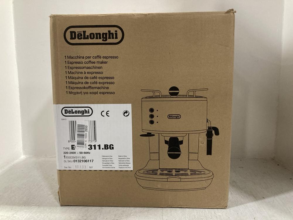 Lot 750  
            Chesterfield SR47 - Parcel Delivery Only 

                
DELONGHI VINTAGE ICONA BARISTA PUMP COFFEE MACHINE. ORIGINAL RRP £230 (LOCATION: ...
