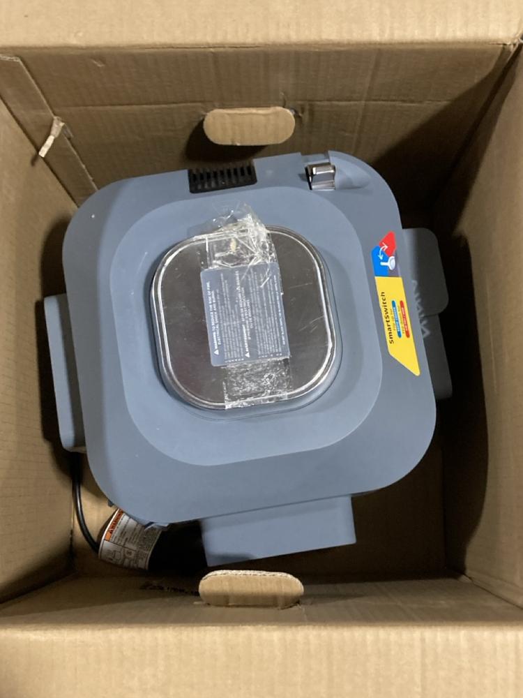 Lot 752  
            Chesterfield SR47 - Parcel Delivery Only 

                
NINJA SPEEDI RAPID COOKER & AIR FRYER 5.7L. ORIGINAL RRP £254 (LOCATION: G11)