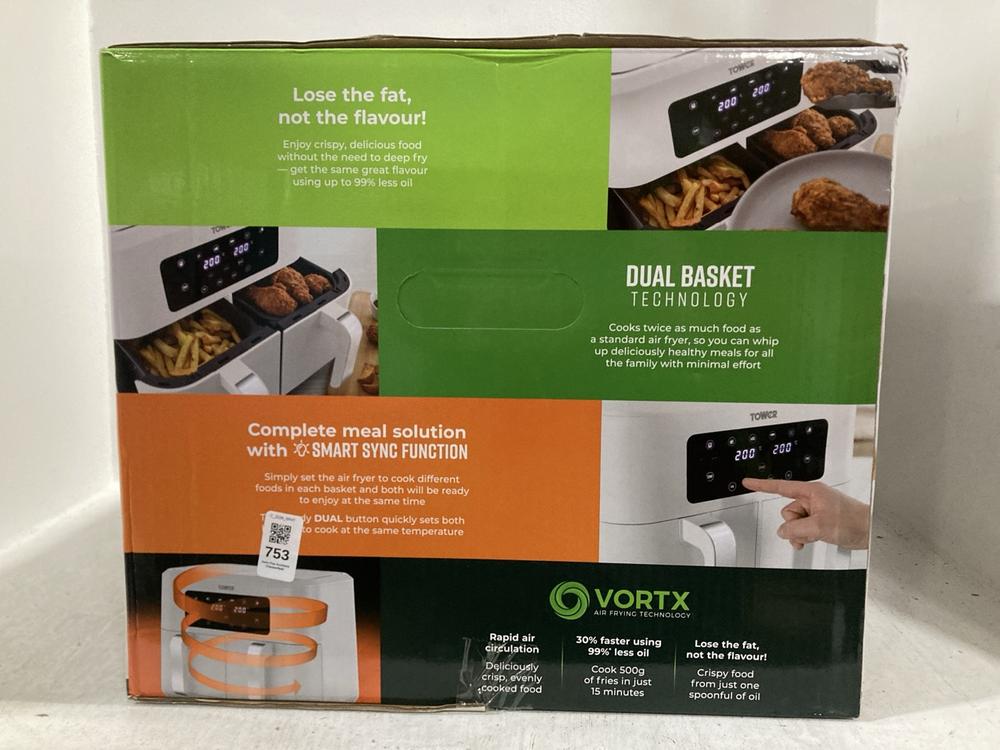 Lot 753  
            Chesterfield SR47 - Parcel Delivery Only 

                
TOWER VORTX WHITE 8.5L AIR FRYER. (LOCATION: G11) - Image 3