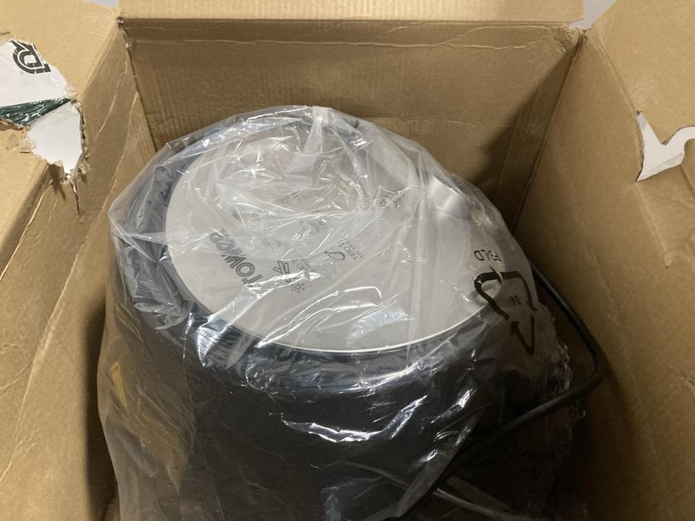 Lot 763  
            Chesterfield SR47 - Parcel Delivery Only 

                
TOWER 4.3L AIR FRYER. (LOCATION: G11)