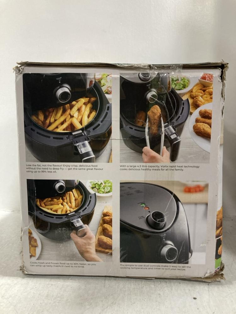 Lot 763  
            Chesterfield SR47 - Parcel Delivery Only 

                
TOWER 4.3L AIR FRYER. (LOCATION: G11)