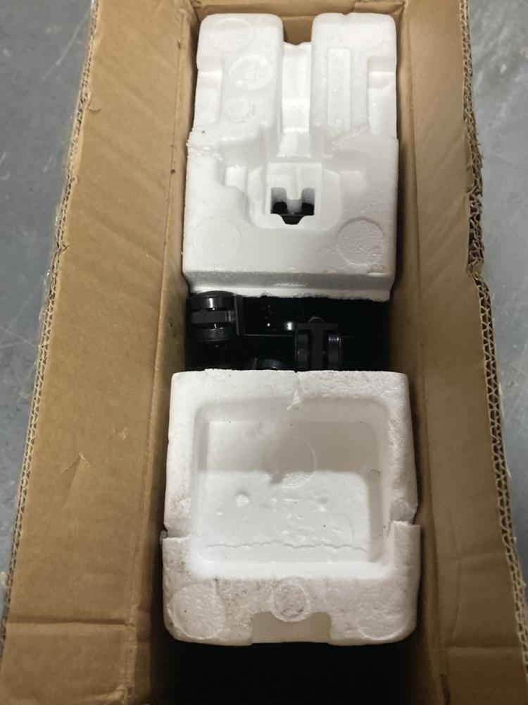 Lot 766  
            Chesterfield SR47 - Parcel Delivery Only 

                
PELONIS OIL HEATER. (LOCATION: G11) - Image 2