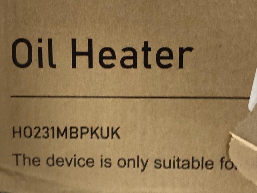 Lot 766  
            Chesterfield SR47 - Parcel Delivery Only 

                
PELONIS OIL HEATER. (LOCATION: G11) - Image 4