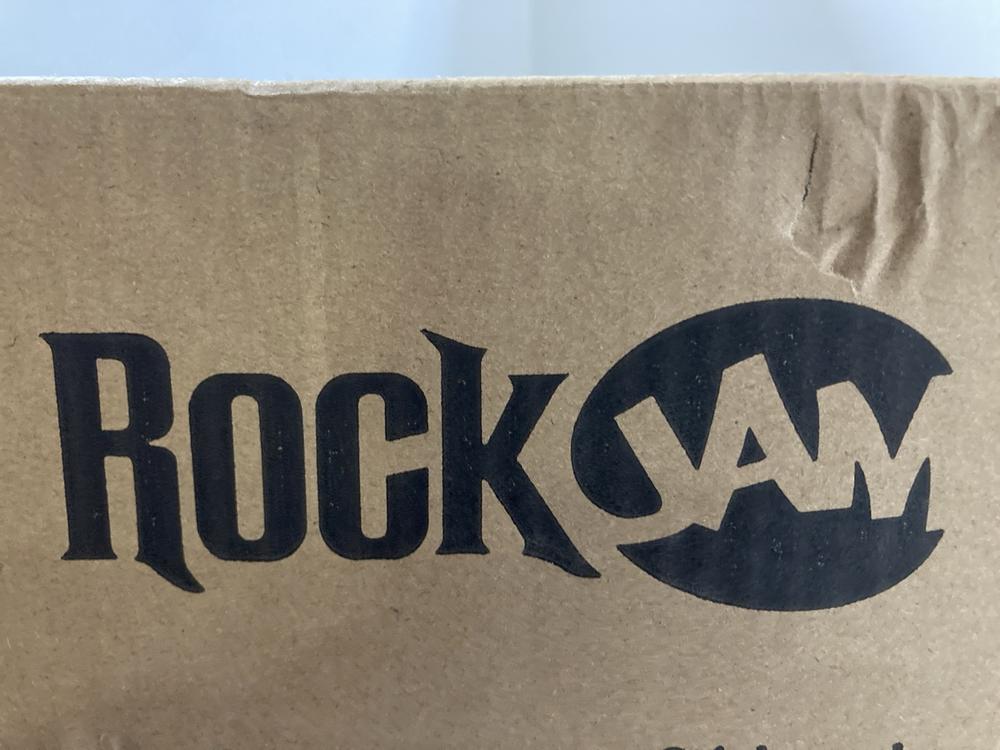 Lot 770  
            Chesterfield SR47 - Parcel Delivery Only 

                
ROCK JAM RJ361 COMPACT 61 KEY KEYBOARD (LOCATION: H1) - Image 4