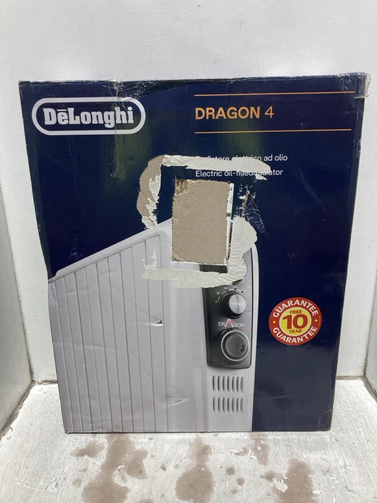 Lot 879  
            Chesterfield SR47 - Parcel Delivery Only 

                
DELONGHI DRAGON 4 OIL FILLED RADIATOR ORIGINAL RRP £156 (LOCATION: H2)