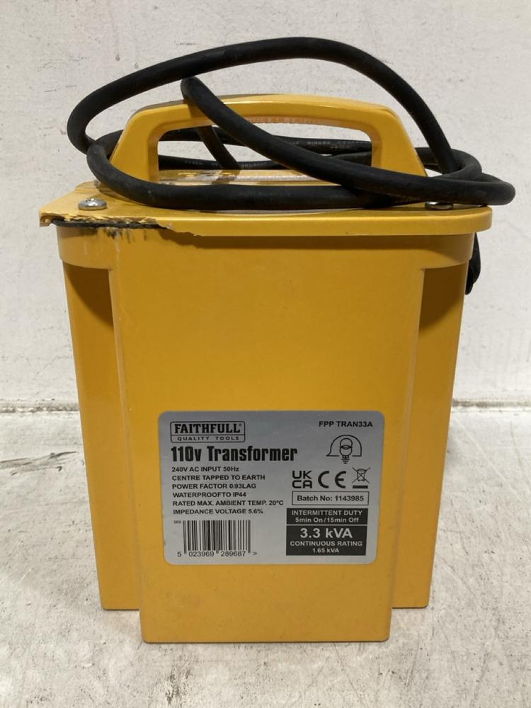 Lot 913  
            Chesterfield SR47 - Parcel Delivery Only 

                
FAITHFULL 110V TRANSFORMER (LOCATION: H3) - Image 3