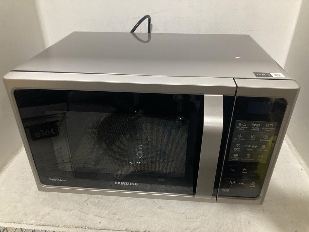 Lot 915  
            Chesterfield SR47 - Parcel Delivery Only 

                
SAMSUNG 28L SMART OVEN (LOCATION: H3)