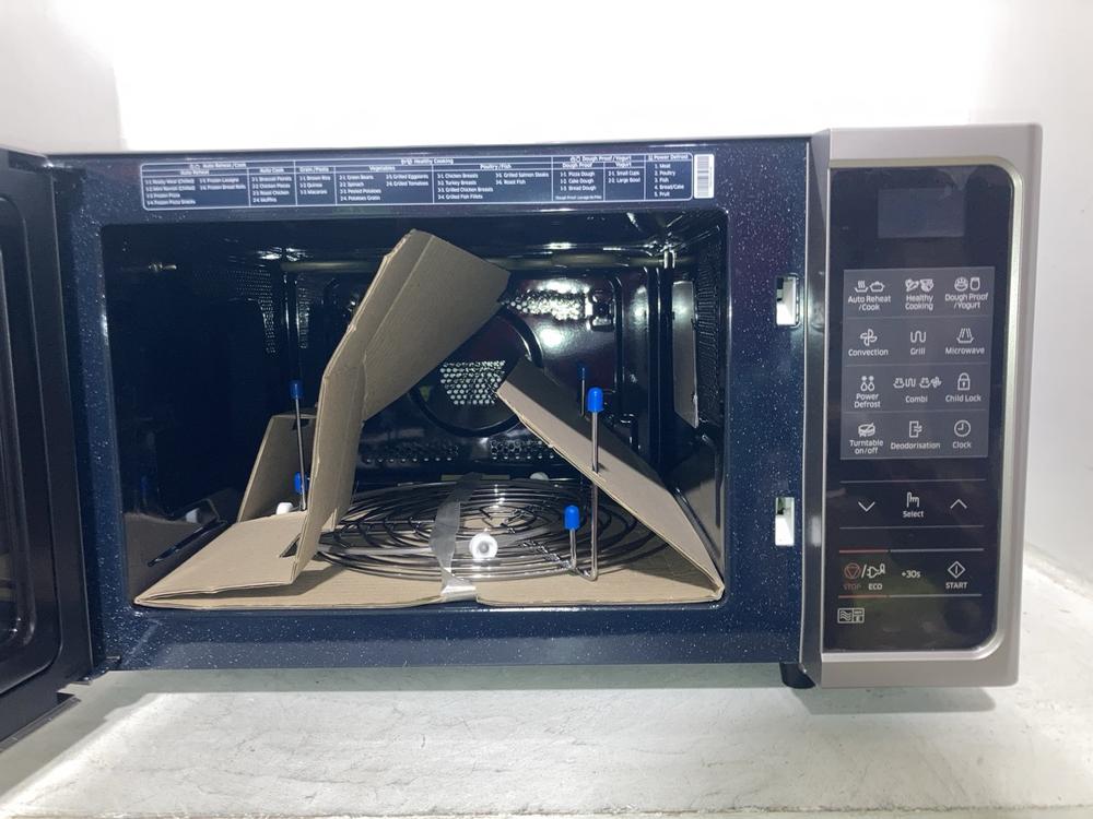 Lot 915  
            Chesterfield SR47 - Parcel Delivery Only 

                
SAMSUNG 28L SMART OVEN (LOCATION: H3)