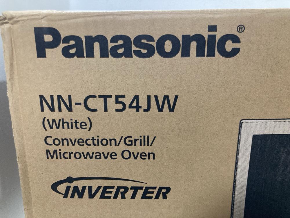 Lot 916  
            Chesterfield SR47 - Parcel Delivery Only 

                
PANASONIC 25L 1000W MICROWAVE OVEN (LOCATION: H3) - Image 4