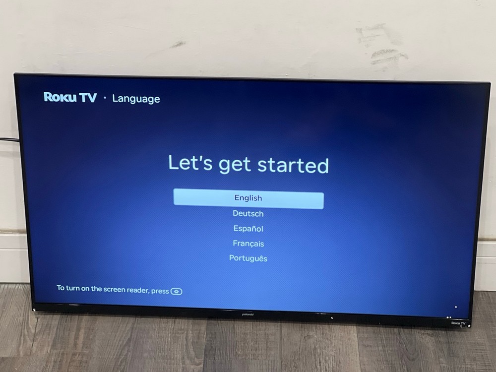 Lot 13  
            Chesterfield Tech - Collection or Optional Delivery Available 

                
POLAROID P40FRF1315U 40" TV. [JPTC88634] (LOCATION: TECH)