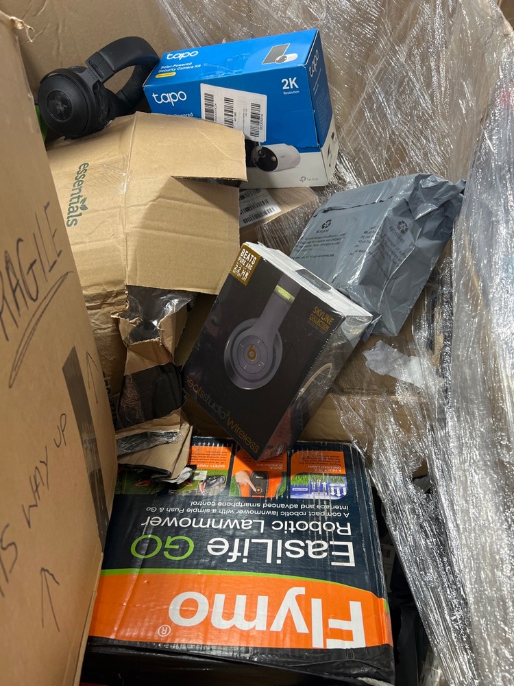 Lot 20  
            Chesterfield Tech - Collection or Optional Delivery Available 

                
PALLET OF ASSORTED TECH. [JPTC88370] (LOCATION: TECH) (KERBSIDE PALLET DELIVERY)