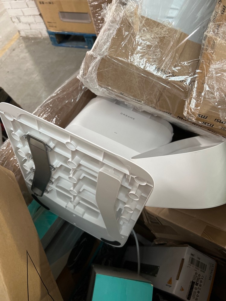 Lot 45  
            Chesterfield Tech - Collection or Optional Delivery Available 

                
PALLET OF ASSORTED TECH ITEMS. [JPTC89163] (LOCATION: TECH) (KERBSIDE PALLET DELI...