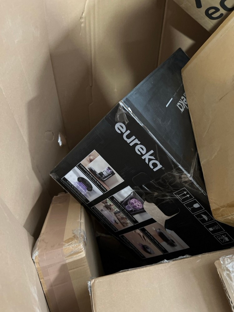 Lot 56  
            Chesterfield Tech - Collection or Optional Delivery Available 

                
PALLET OF ASSORTED TECH ITEMS. [JPTC89167] (LOCATION: TECH) (KERBSIDE PALLET DELI...