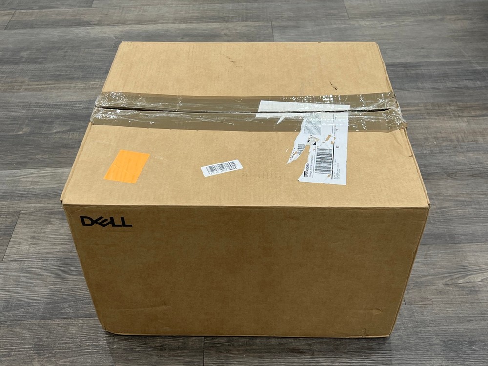Lot 6  
            Chesterfield Tech - Collection or Optional Delivery Available 

                
WITH MOTHERBOARD AND CPU COOLER PC CASE. (WITH BOX) [JPTC89134] (LOCATION: TECH)