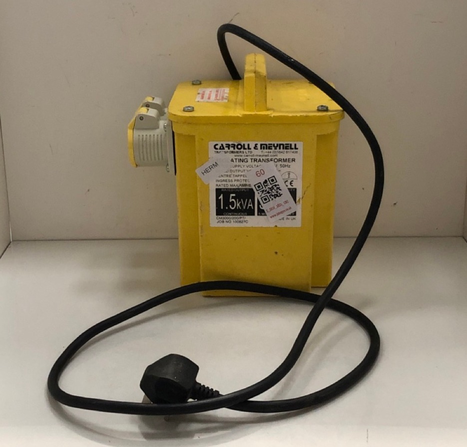 Lot 60  
            Edinburgh SR21 - Collection Only 

                
CARROLL & MEYNELL ISOLATING TRANSFORMER - COLLECTION ONLY - LOCATION BACK RACK