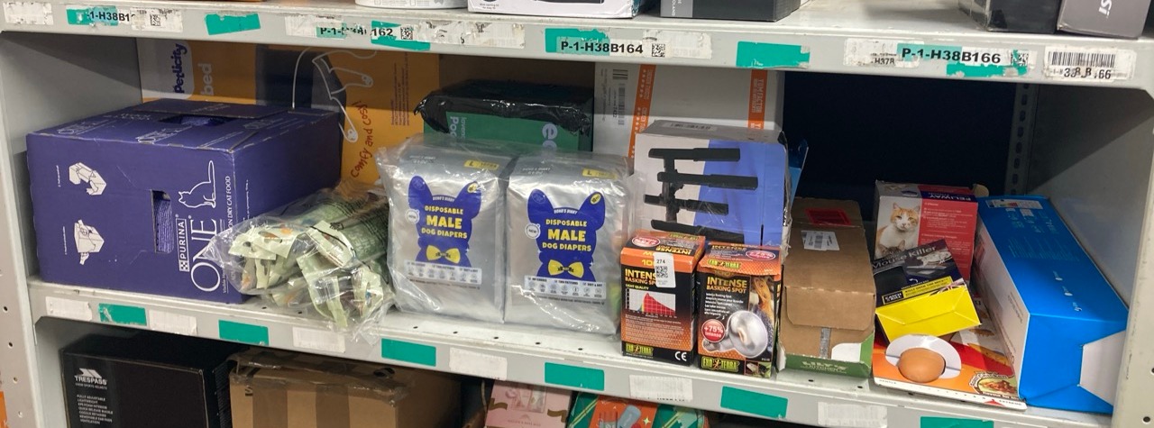 Lot 274  
            Edinburgh SR23 - Delivery Only 

                
QUANTITY OF PET PRODUCTS ITEMS TO INCLUDE EXO TERRA INTENSE BASKING SPOT LAMP, 10...