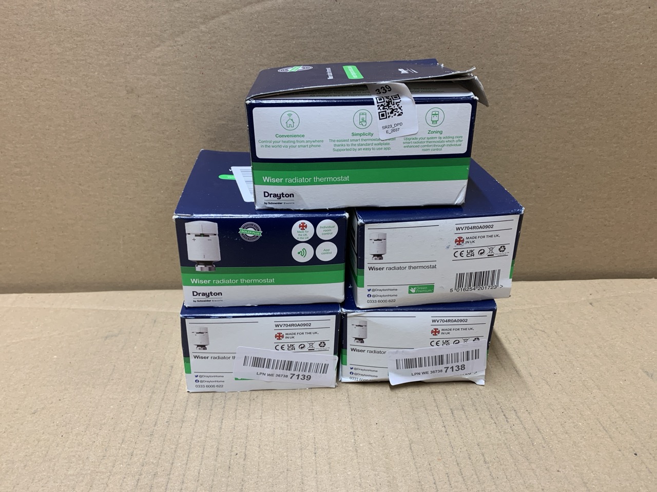 Lot 339  
            Edinburgh SR23 - Delivery Only 

                
5 X DRAYTON WISER SMART HEATING TRV RADIATOR VALVE WV704R0A0902 WHITE - SINGLE UN...