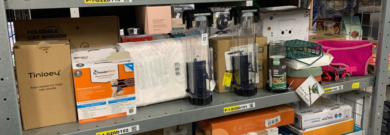 Lot 377  
            Edinburgh SR23 - Delivery Only 

                
QUANTITY OF PET PRODUCTS ITEMS TO INCLUDE ANCOL VIVA STEP IN DOG HARNESS IN PINK ...