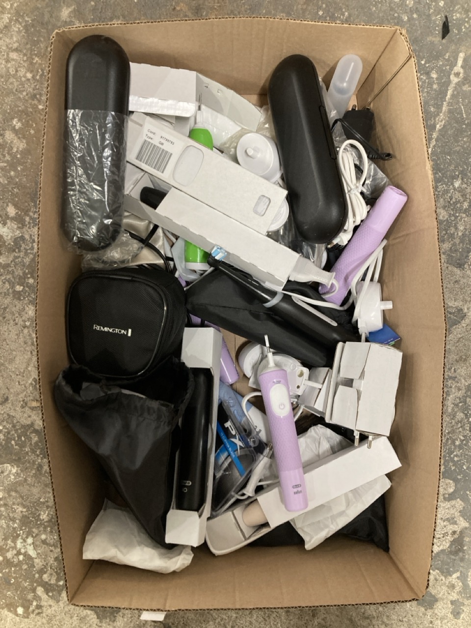 Lot 411  
            Edinburgh SR23 - Delivery Only 

                
QUANTITY OF HEALTH & BEAUTY ITEMS TO INCLUDE GROOM PROFESSIONAL PRO X CLIPPER BLA...