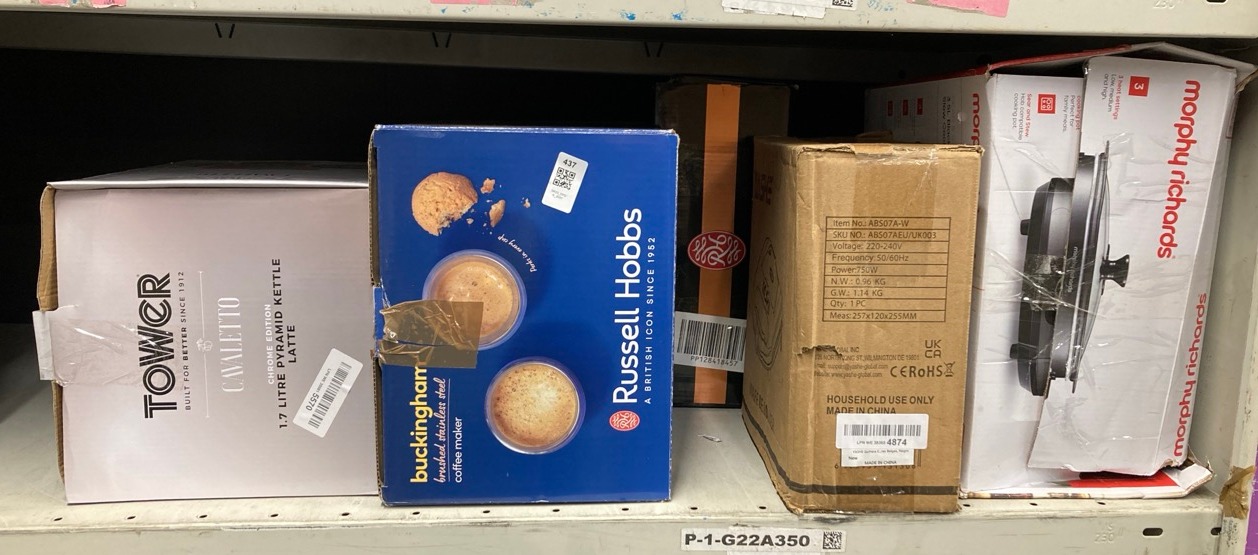 Lot 437  
            Edinburgh SR23 - Delivery Only 

                
QUANTITY OF KITCHEN & APPLIANCES ITEMS TO INCLUDE TOWER T10044MSH CAVALETTO PYRAM...