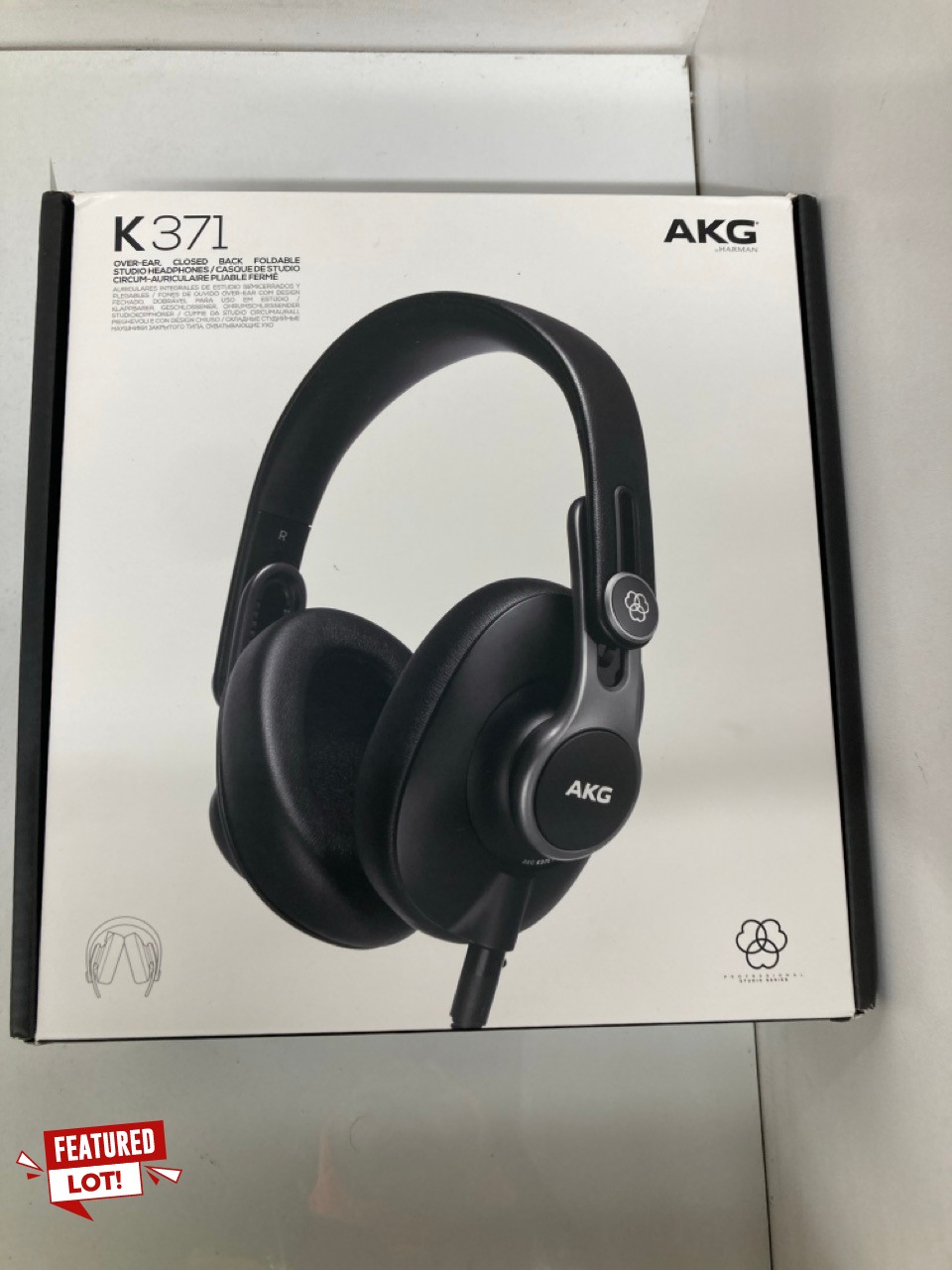 Lot 467  
            Edinburgh SR23 - Delivery Only 

                
AKG K371 STUDIO HEADPHONES, OVER-EAR CLOSED-BACK DESIGN FOR PROFESSIONAL PERFORMA...