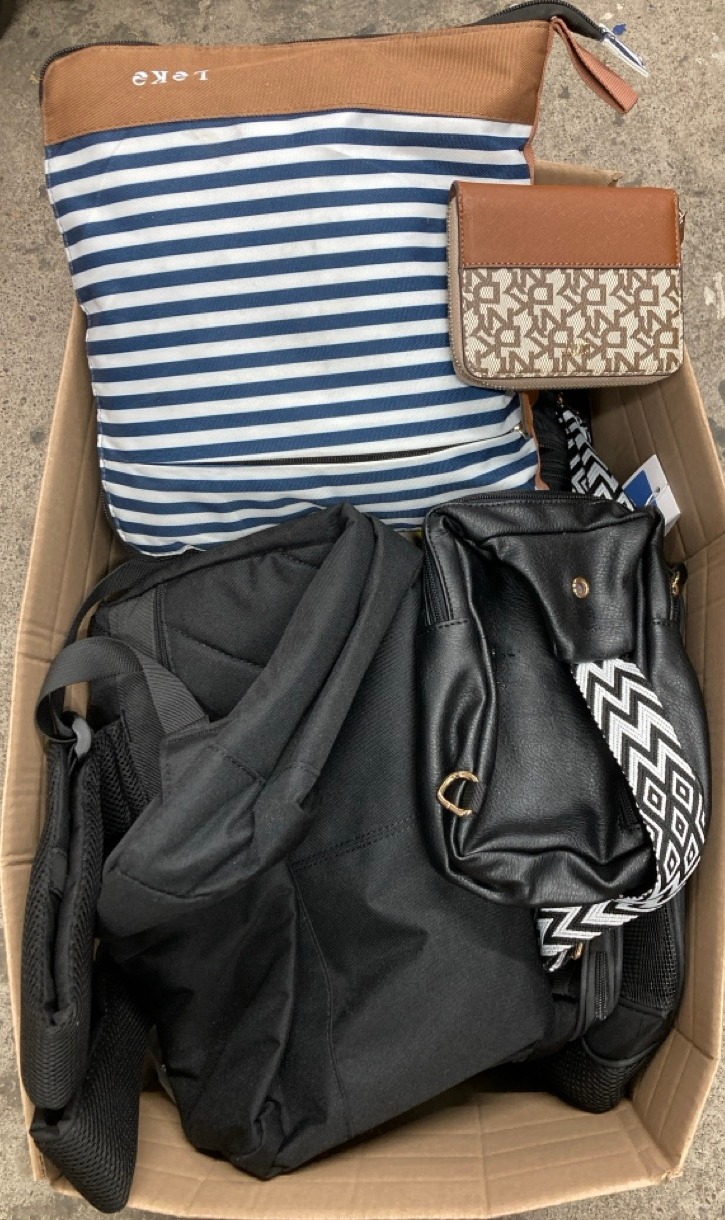 Lot 498  
            Edinburgh SR23 - Delivery Only 

                
QUANTITY OF GENERAL GOODS ITEMS INCLUDE LEKESKY FOLDABLE TRAVEL CABIN BAG - FITS ...